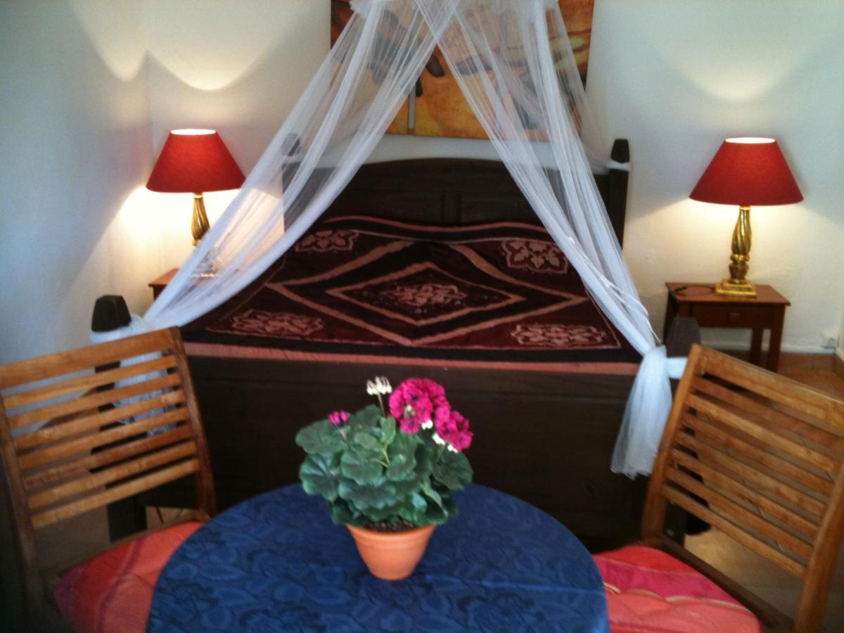 Aparthotel La Coccinelle Île du Levant Zewnętrze zdjęcie